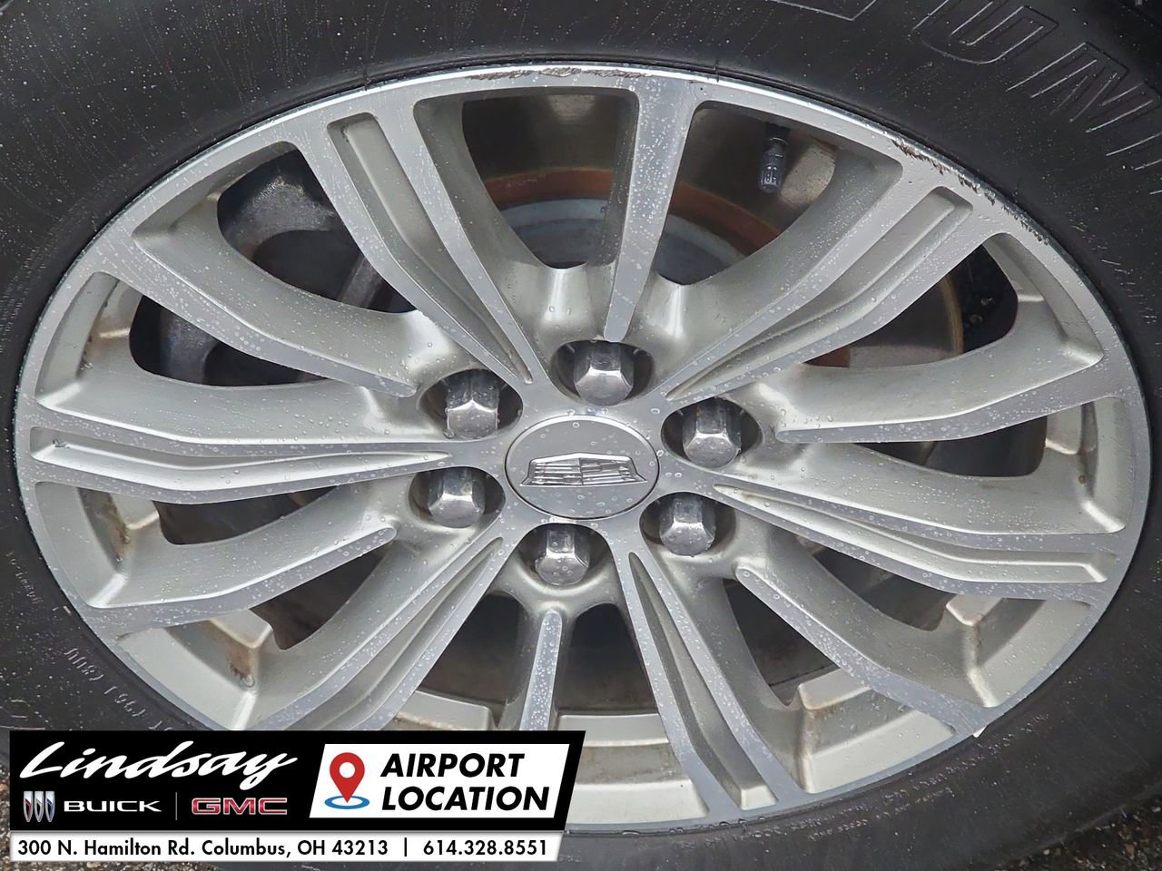 Used 2018 Cadillac XT5 Luxury w/ Driver Awareness Package image 34