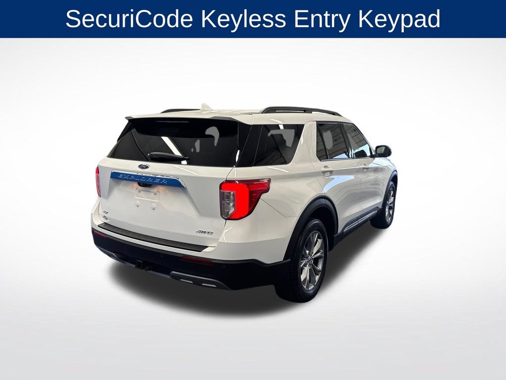 Certified 2023 Ford Explorer XLT w/ Equipment Group 202A AWD/4WD image 5