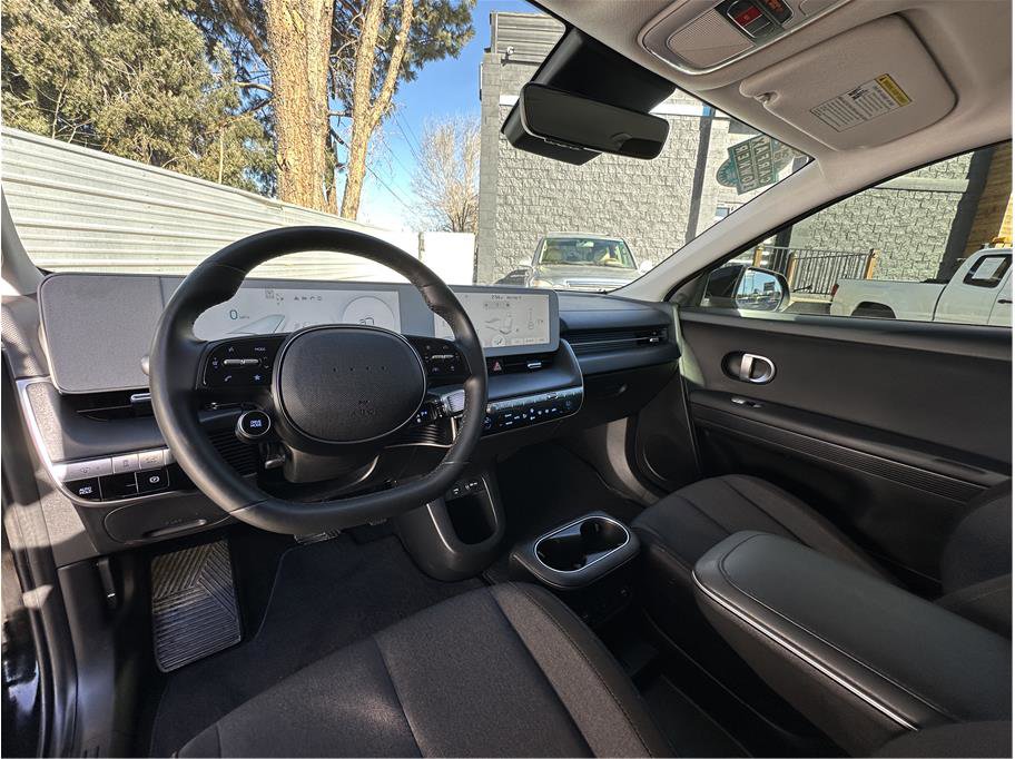 Used 2024 Hyundai Ioniq 5 SEL image 2