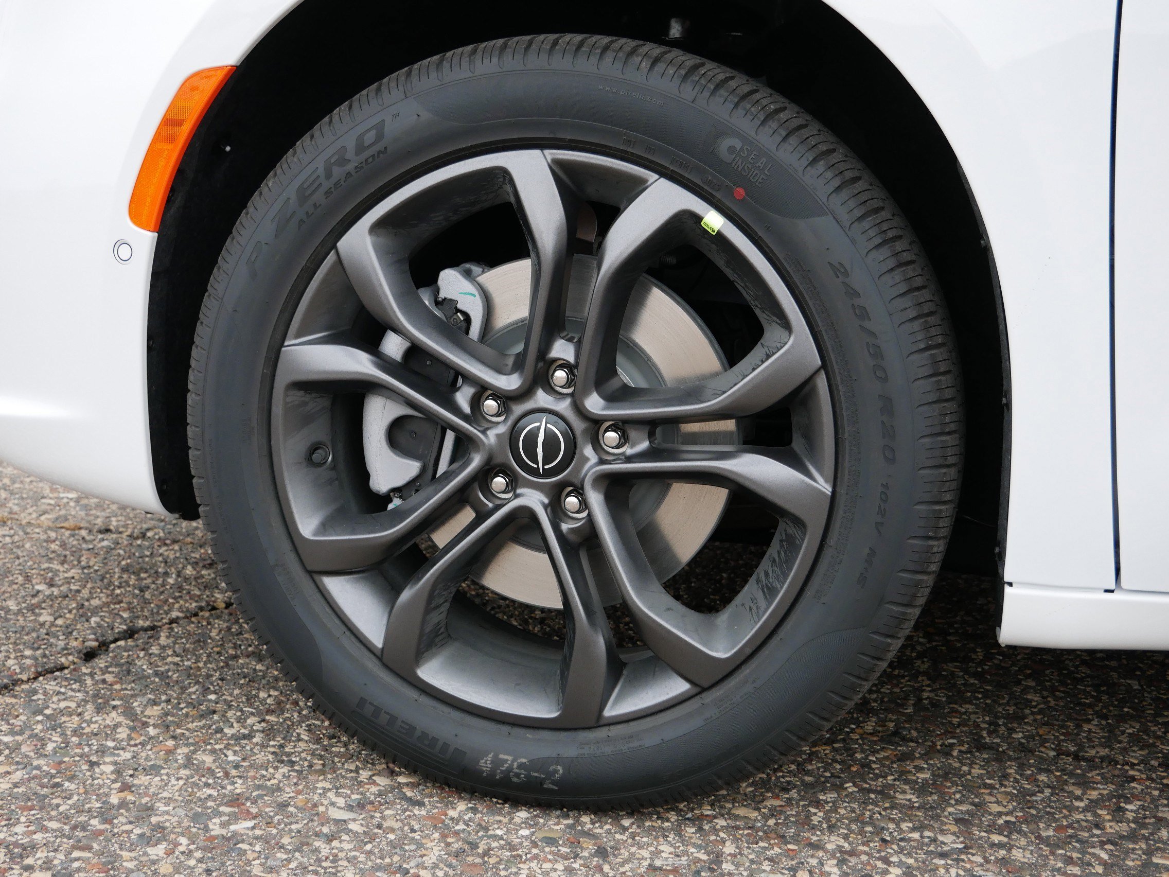 New 2026 Chrysler Pacifica Select image 5