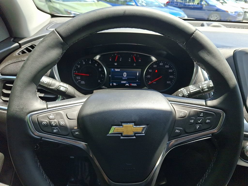 Used 2023 Chevrolet Equinox LT FWD image 19