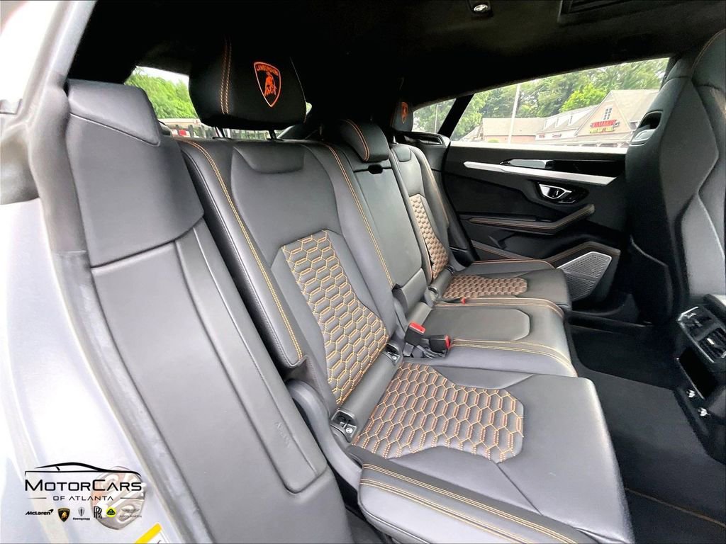 Used 2020 Lamborghini Urus AWD/4WD image 26