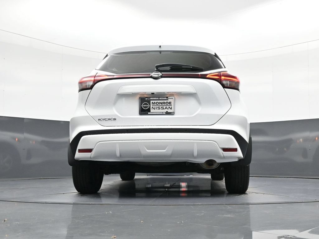 Certified 2025 Nissan Kicks Play S FWD image 24