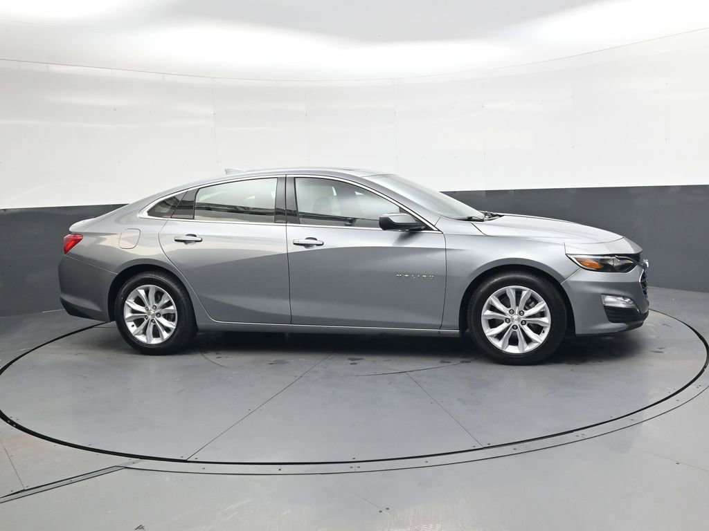 Used 2023 Chevrolet Malibu LT image 3