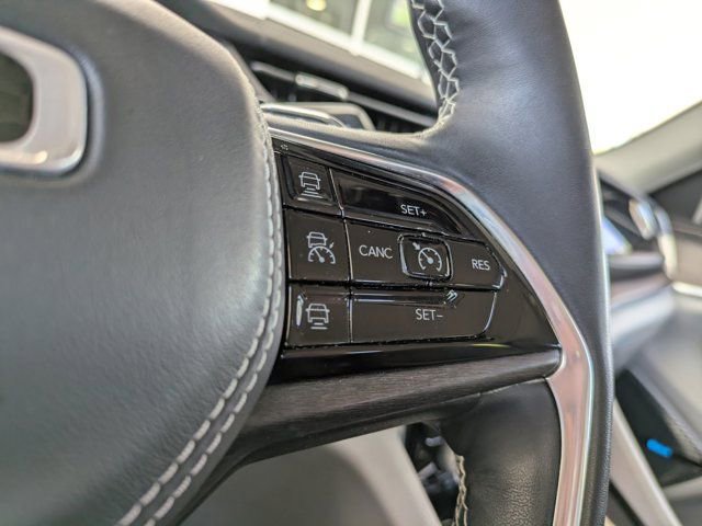 Used 2022 Jeep Grand Cherokee Overland image 27