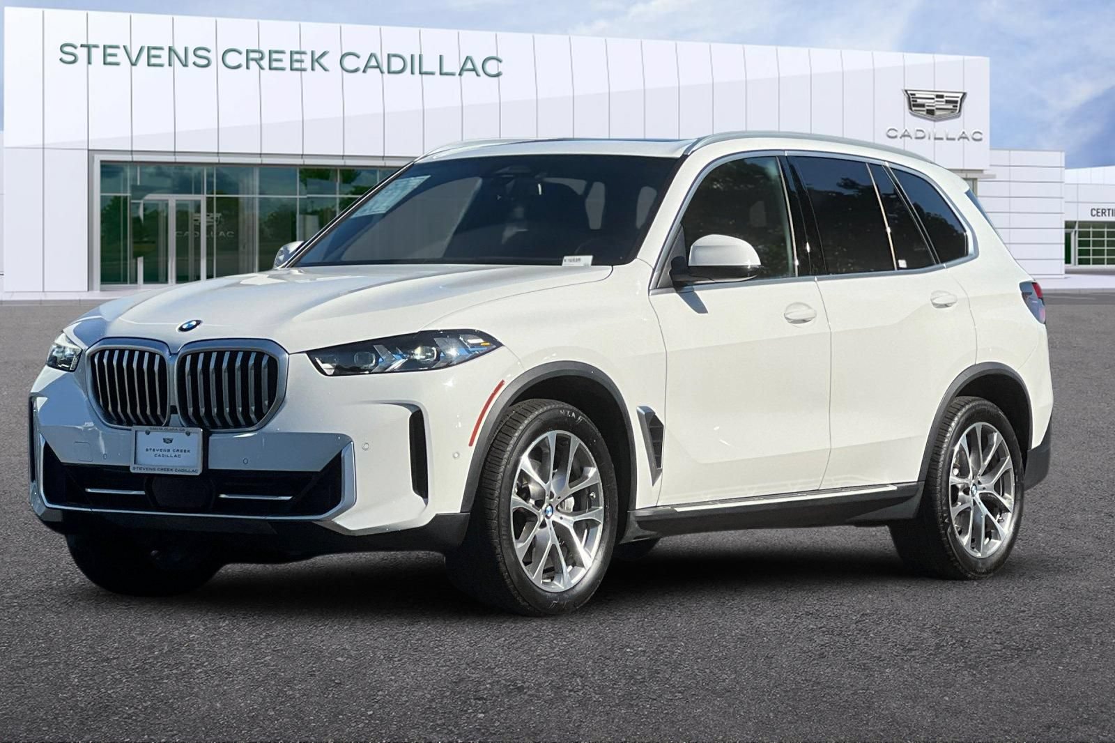 Used 2026 BMW X5 xDrive40i AWD/4WD image 7