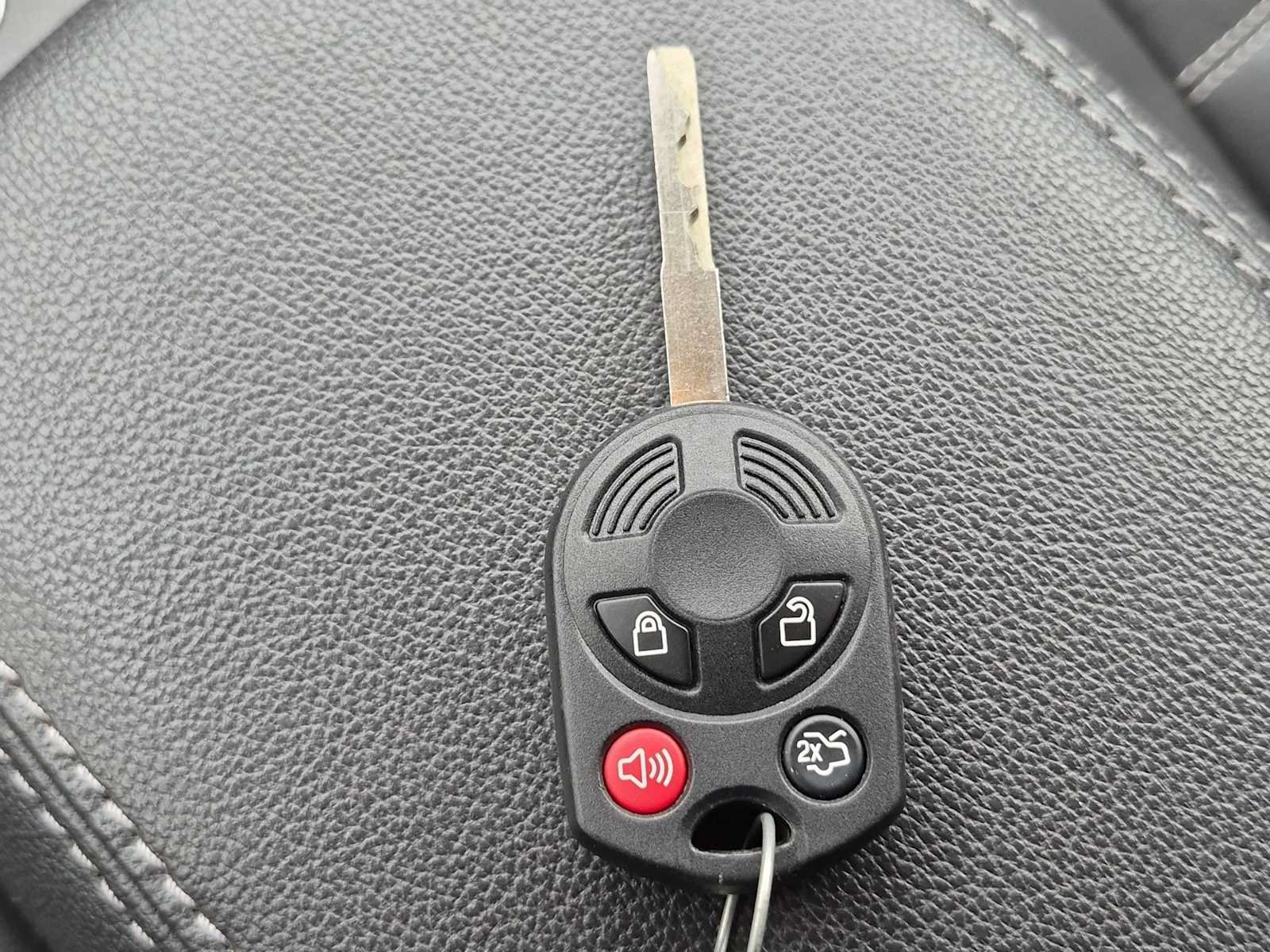 Used 2018 Ford Escape SEL AWD/4WD image 37