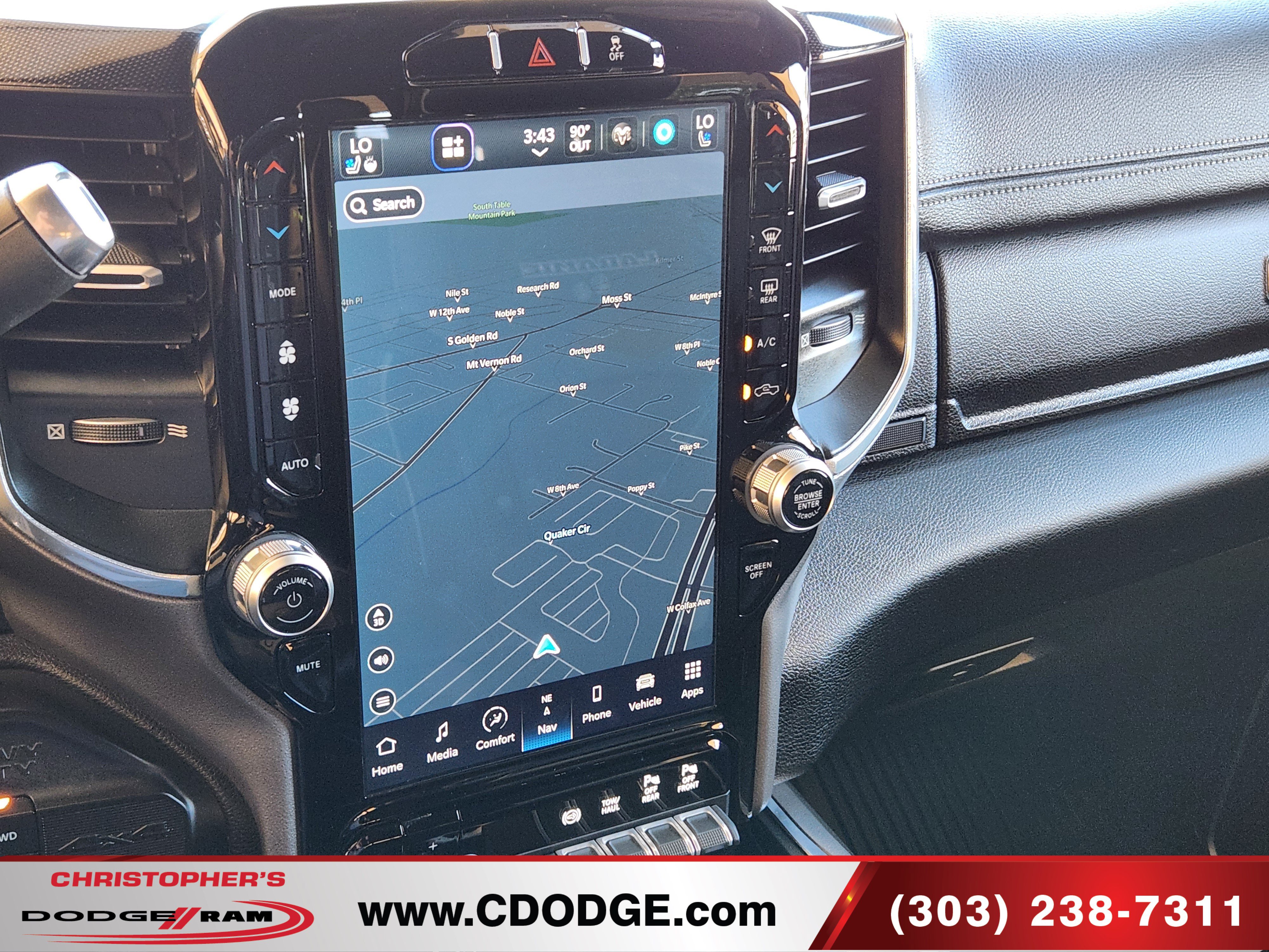 Used 2022 RAM 2500 Laramie AWD/4WD image 12