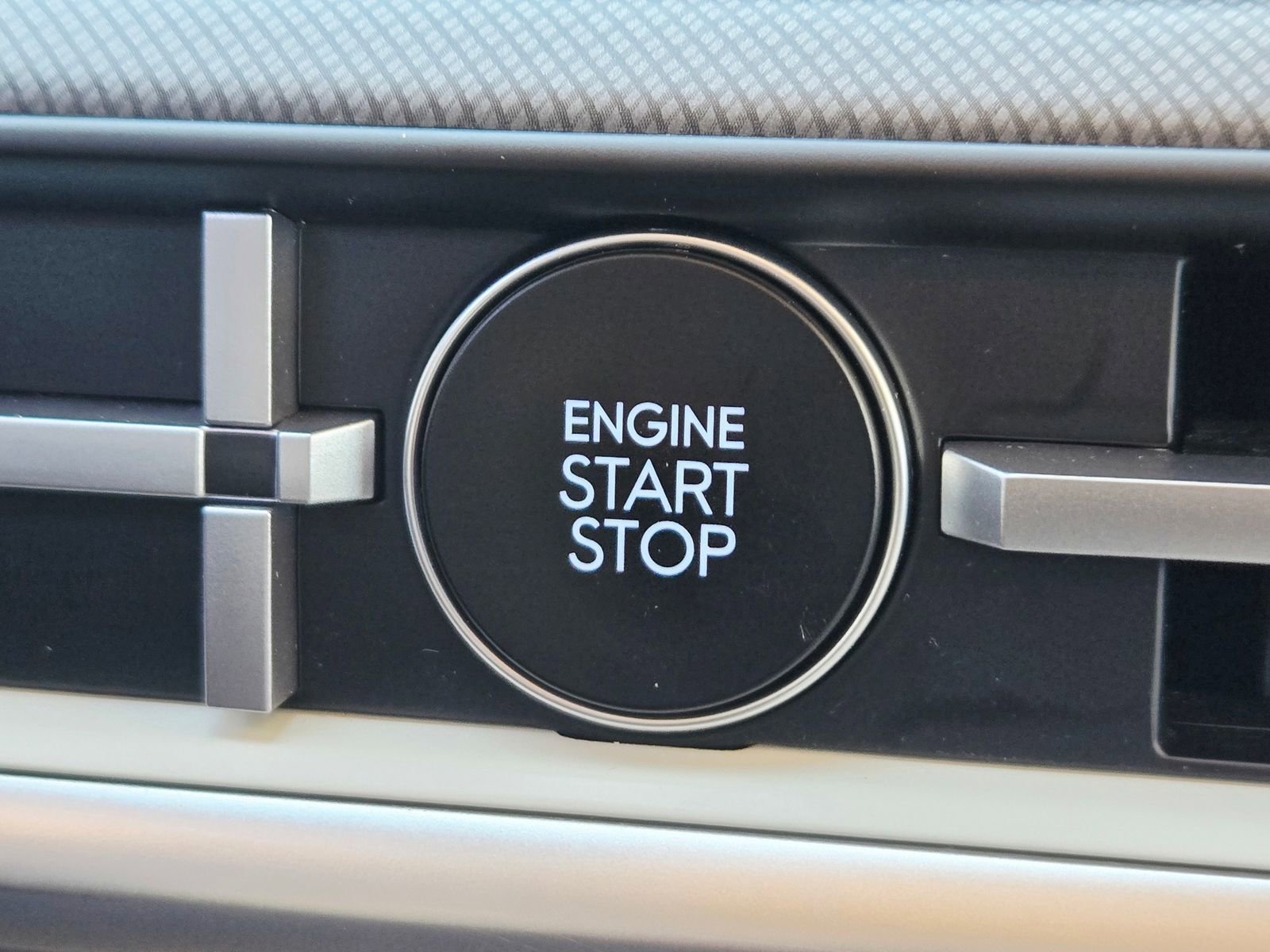 Used 2024 Hyundai Santa Fe SEL image 20