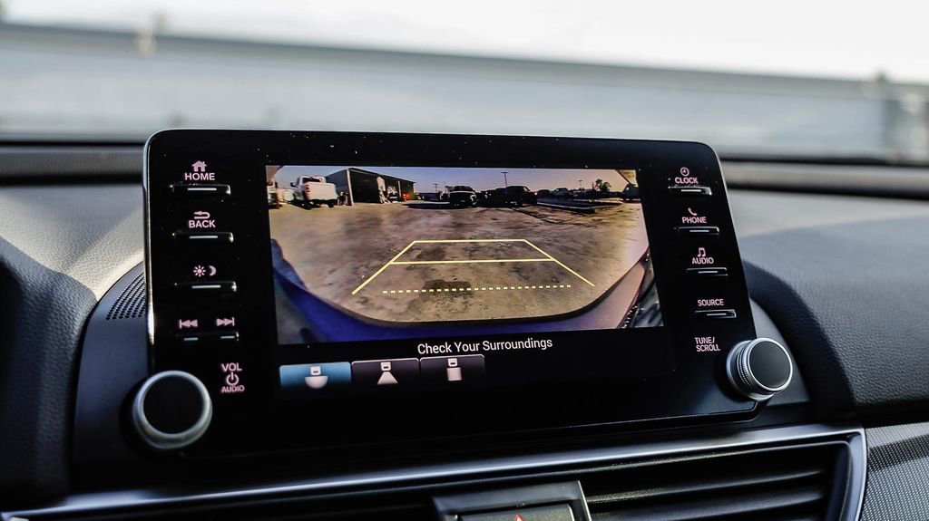 Used 2018 Honda Accord Sport image 28