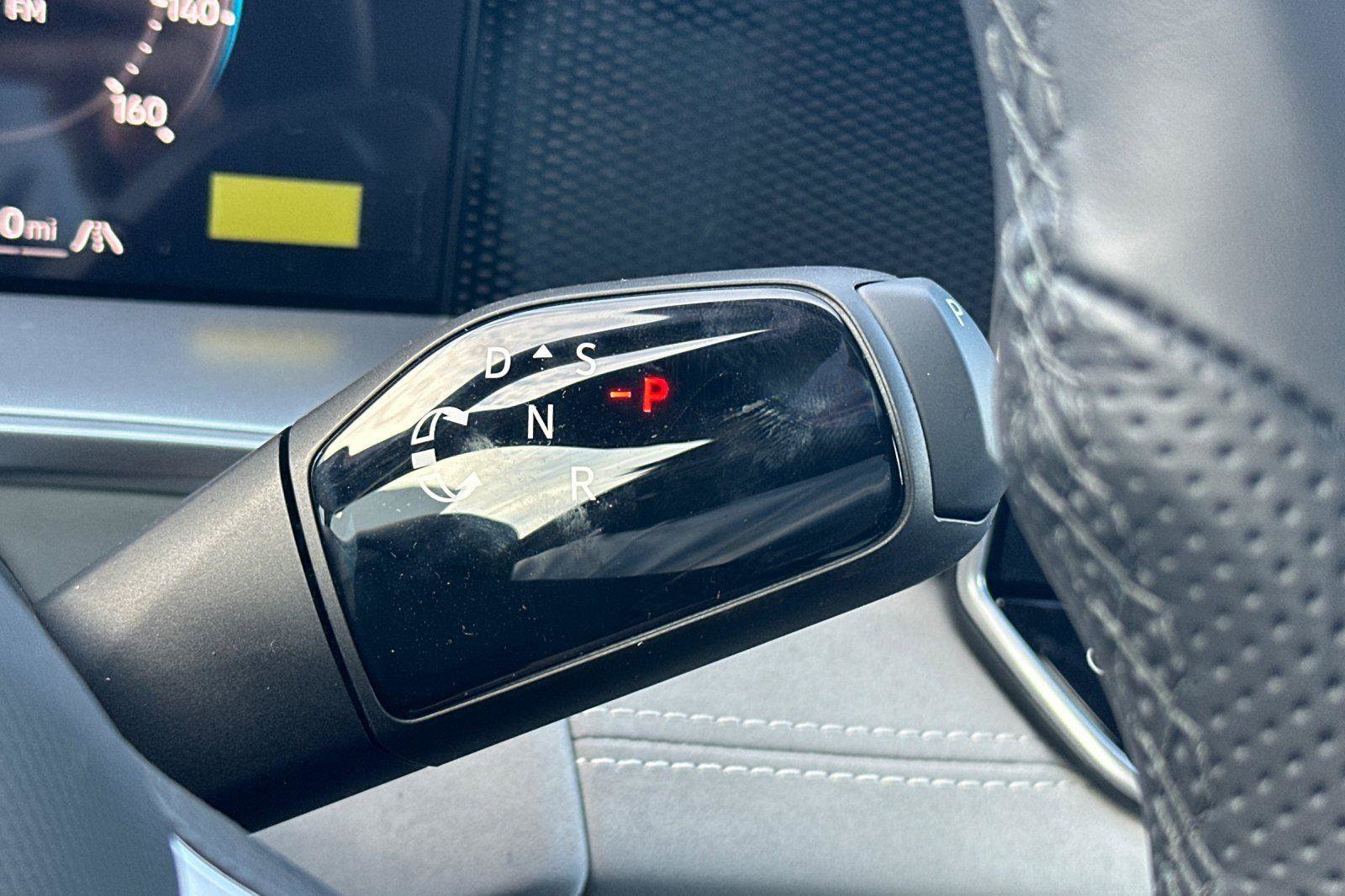 New 2026 Volkswagen Tiguan SE R-Line image 20