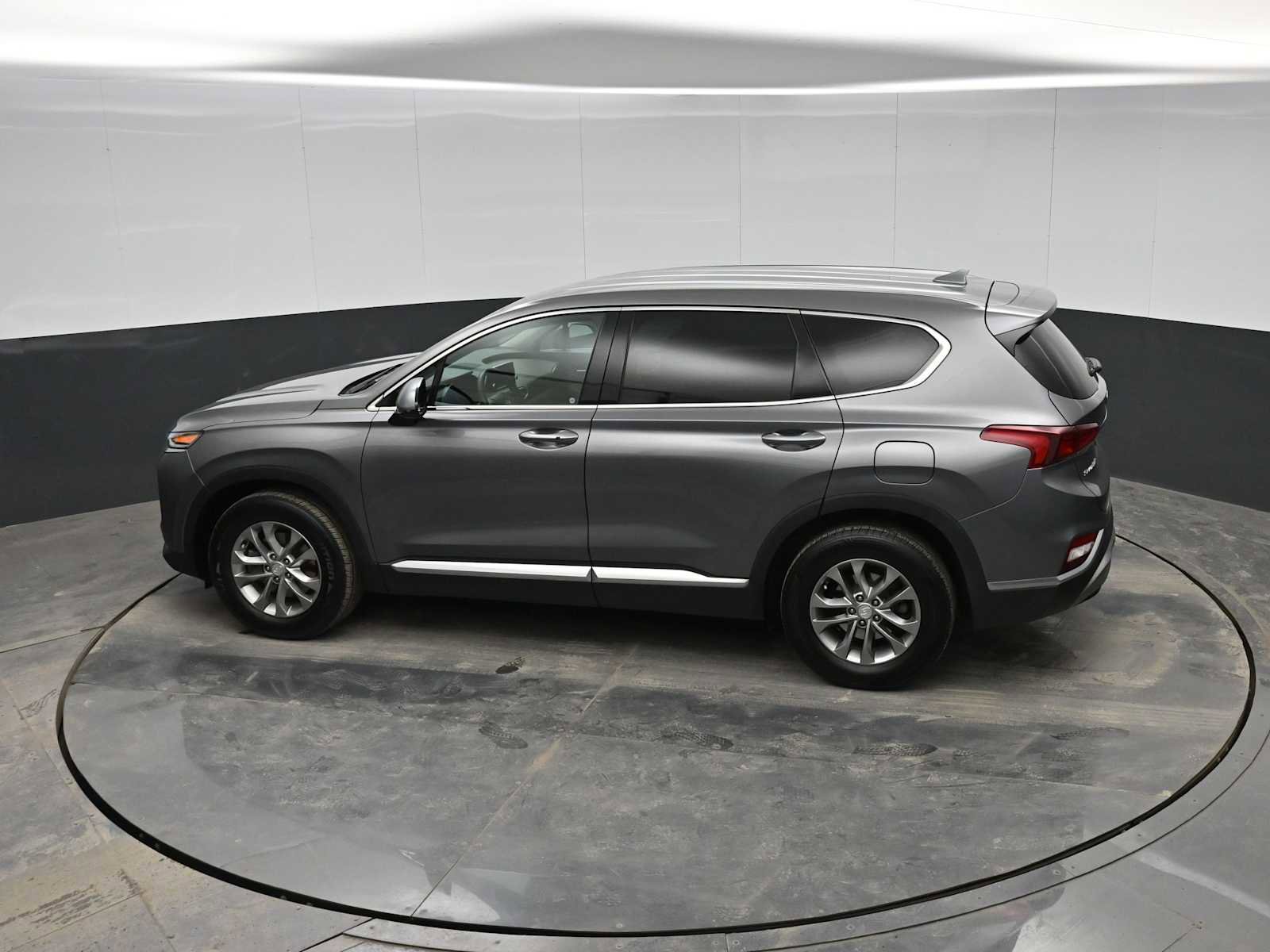 Used 2020 Hyundai Santa Fe SEL image 25