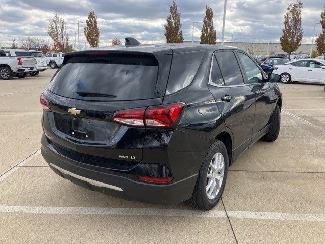 Used 2023 Chevrolet Equinox LT w/ Driver Convenience Package image 6