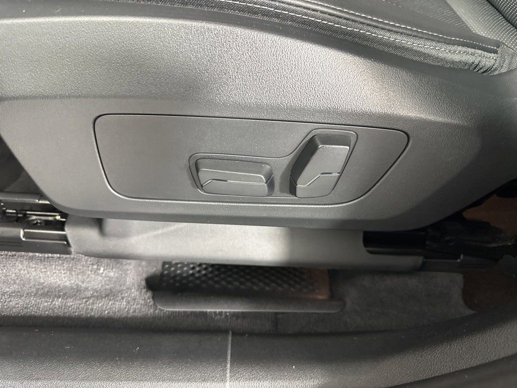 Certified 2024 BMW X1 xDrive28i w/ Convenience Package image 14