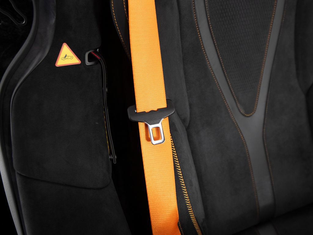 Used 2024 McLaren 750S Spider image 38