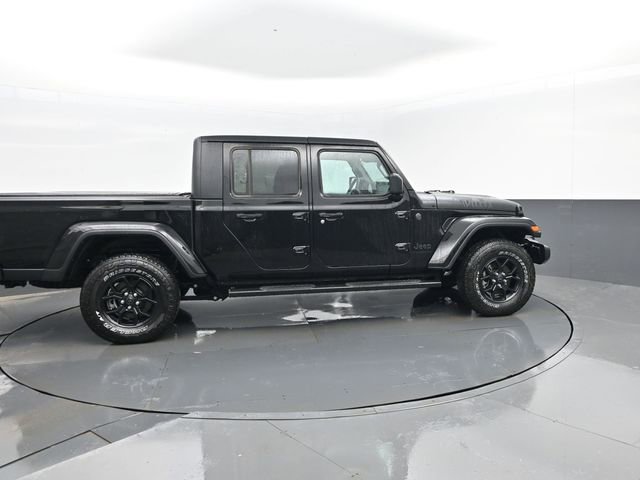 Used 2024 Jeep Gladiator Willys image 4