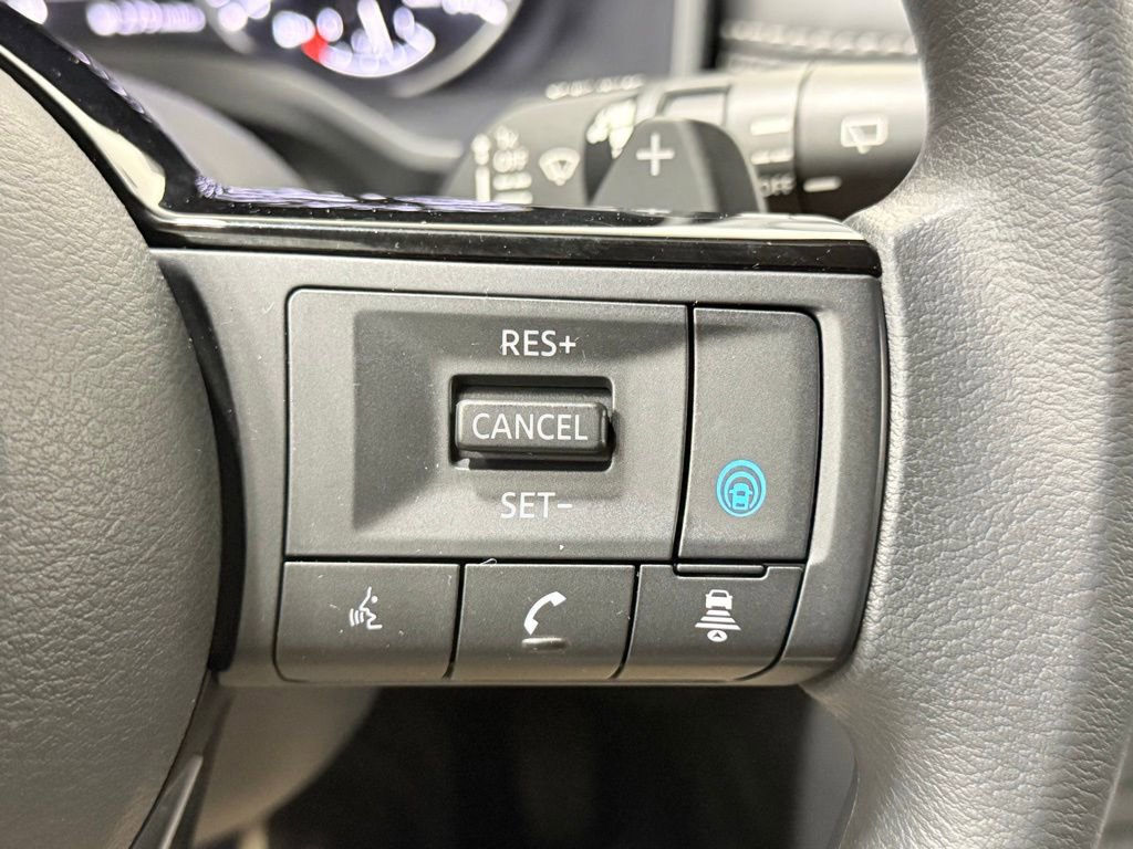Used 2021 Nissan Rogue SV AWD/4WD image 30