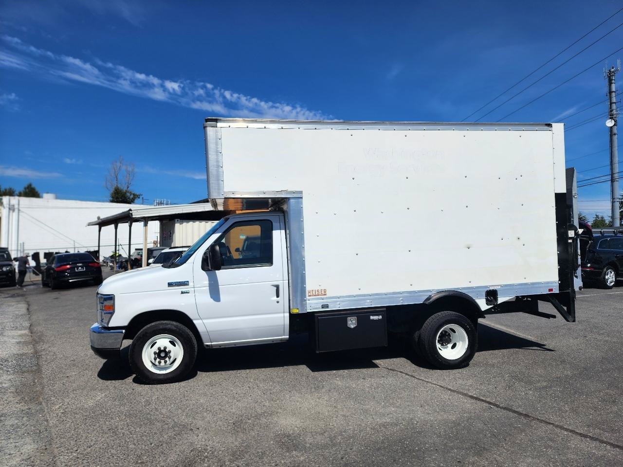Used 2018 Ford E-350 and Econoline 350 Super Duty w/ Power Windows & Locks Group RWD image 10