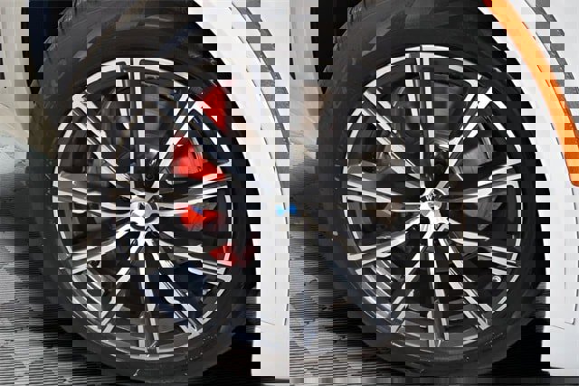 New 2026 BMW X5 xDrive40i w/ M Sport Package image 14