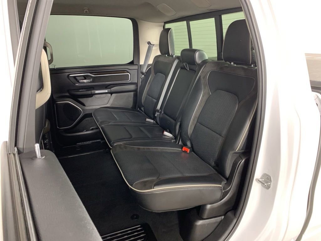 Used 2022 RAM 1500 Laramie AWD/4WD image 18
