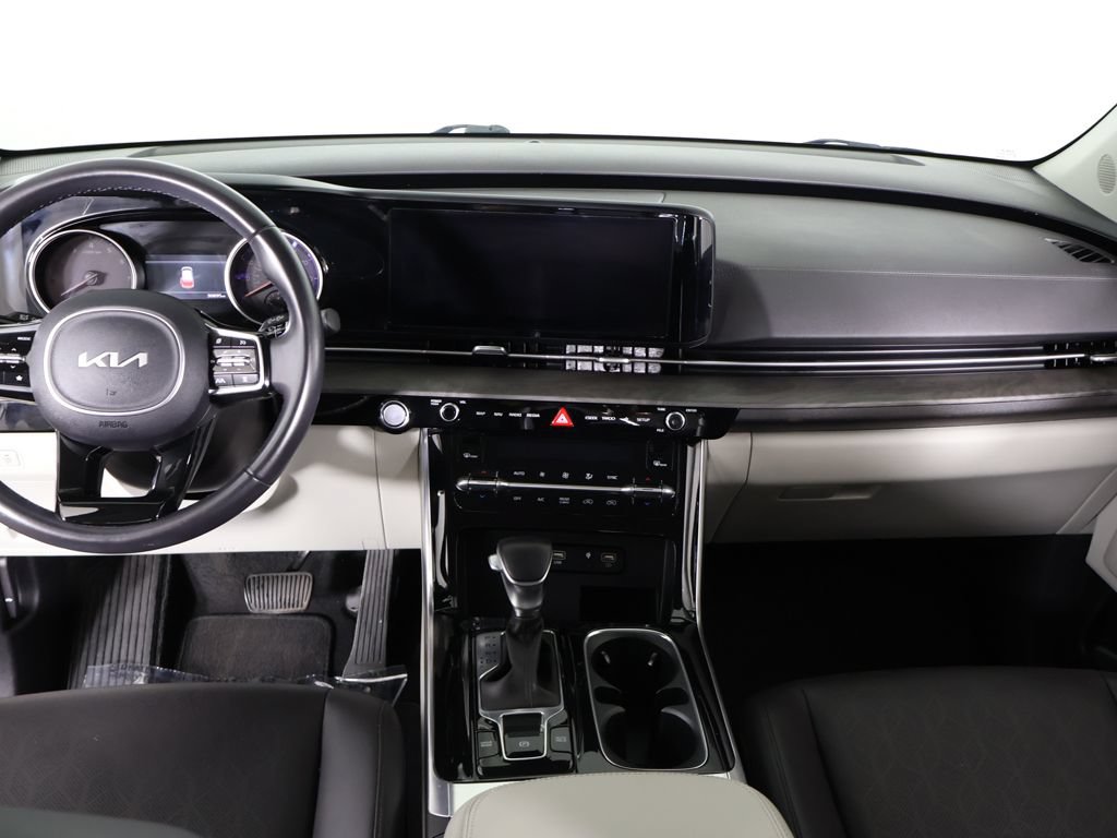 Certified 2024 Kia Carnival EX FWD image 38