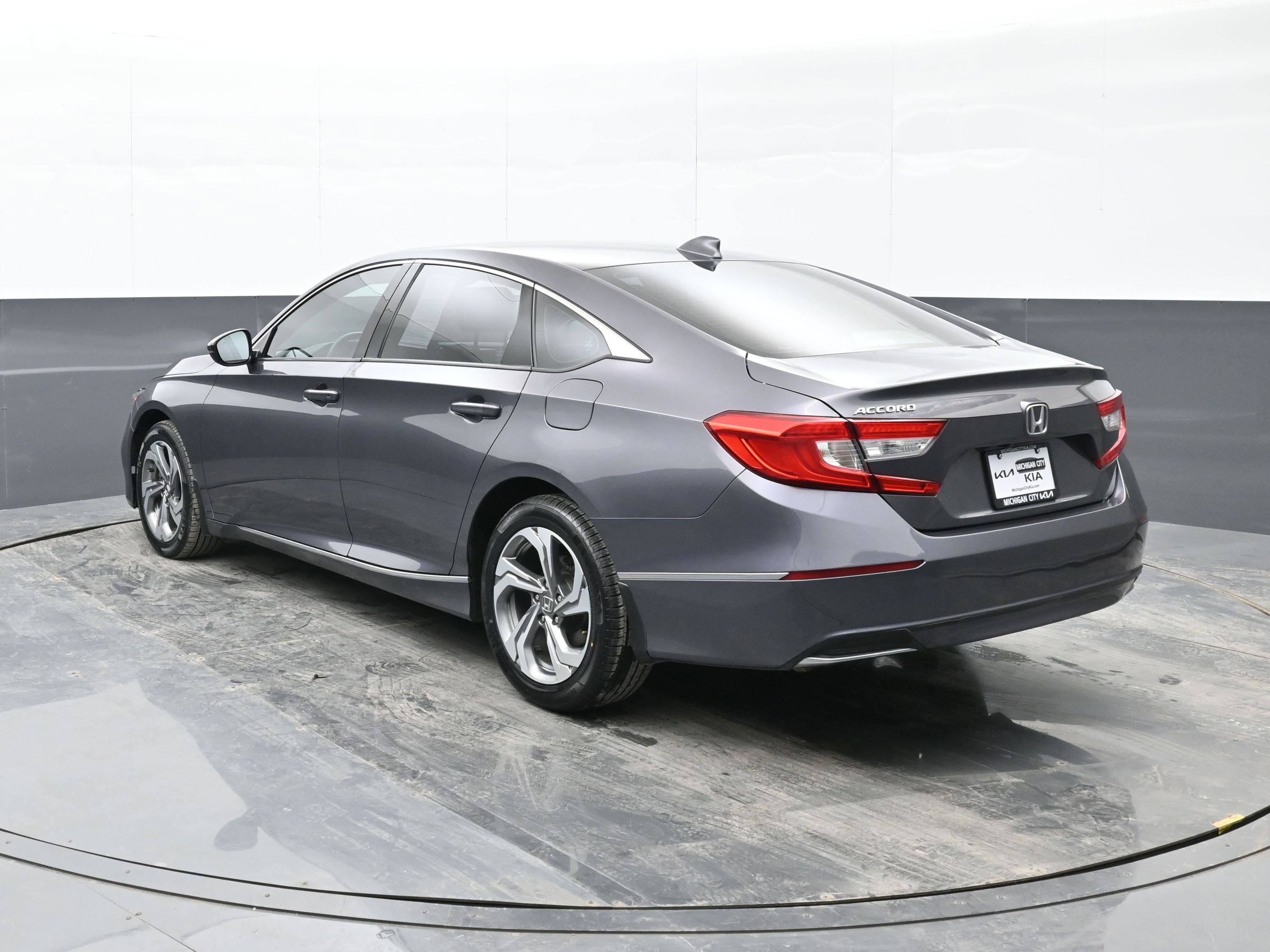 Used 2019 Honda Accord EX-L image 6