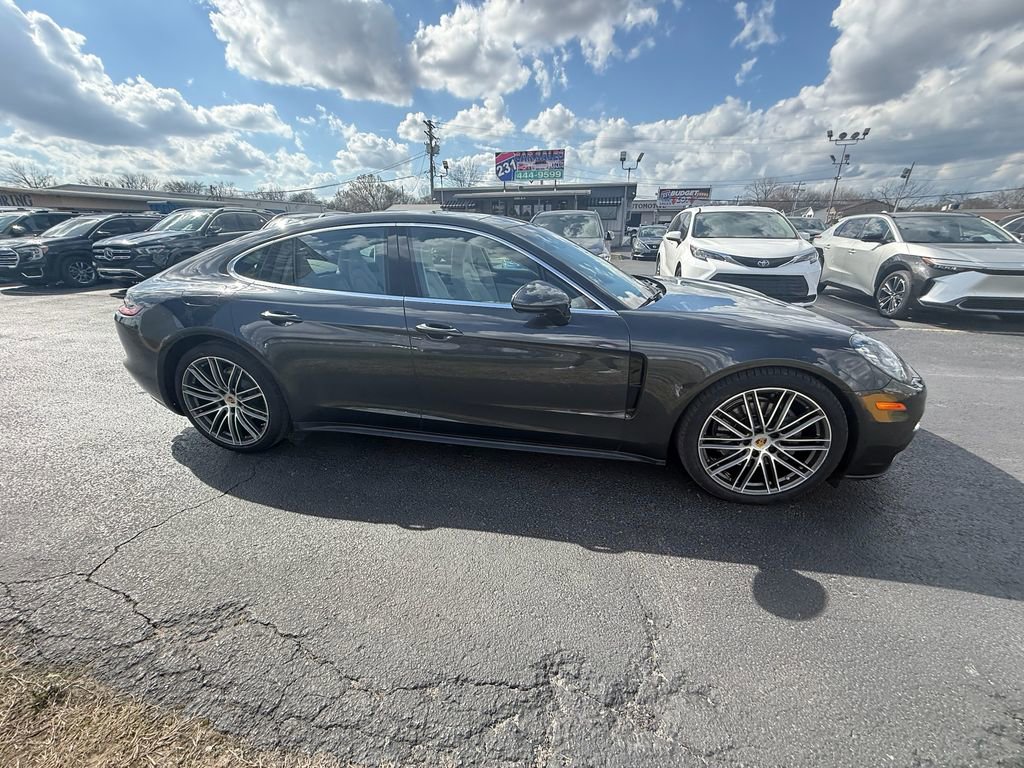 Used 2018 Porsche Panamera 4S image 2