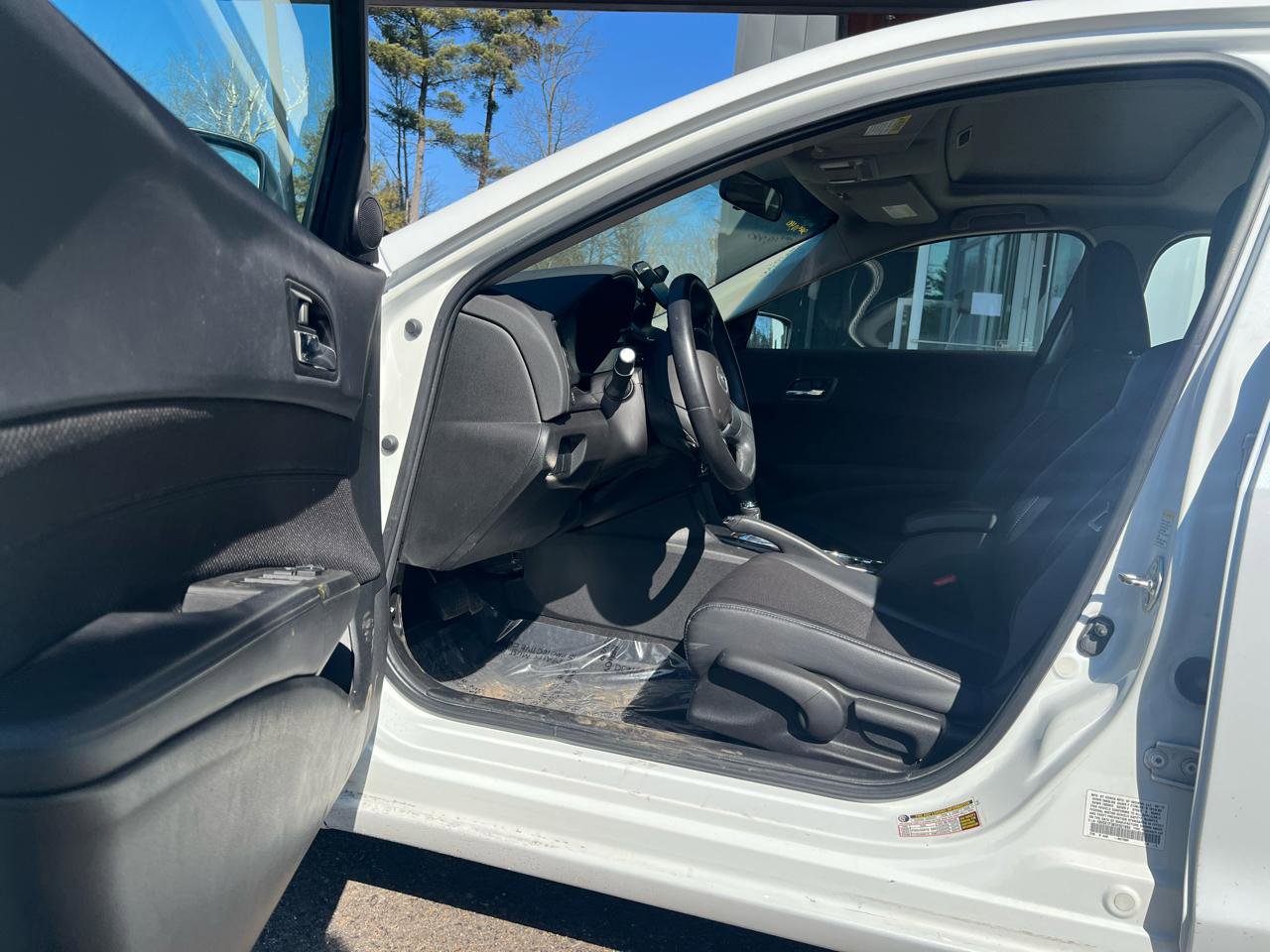 Used 2013 Acura ILX Base 2.0L 4D Sedan image 9