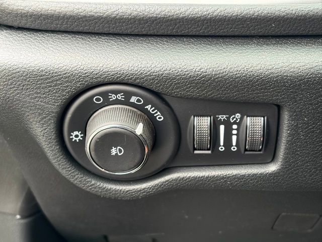 New 2026 Chrysler Pacifica Pinnacle AWD/4WD image 27
