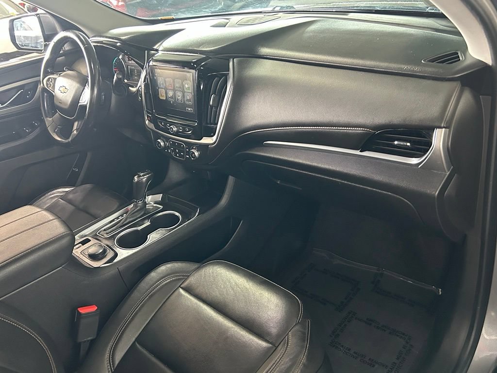 Used 2019 Chevrolet Traverse LT FWD image 37