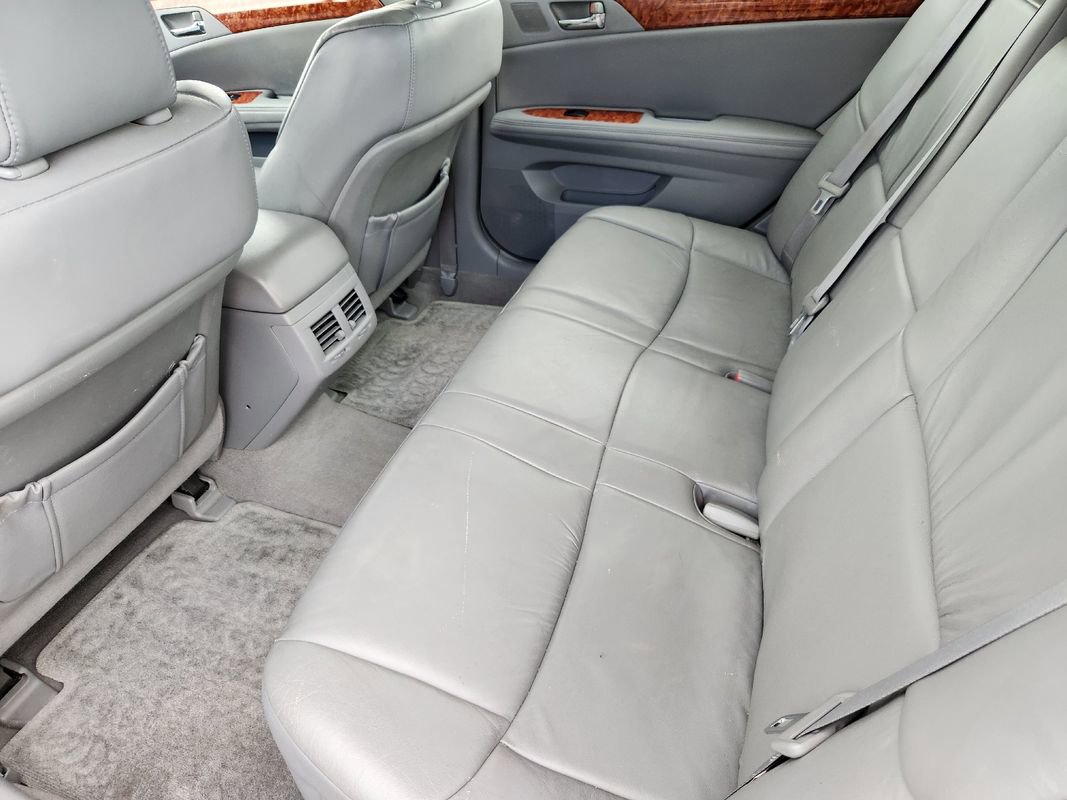 Used 2005 Toyota Avalon XLS FWD image 34