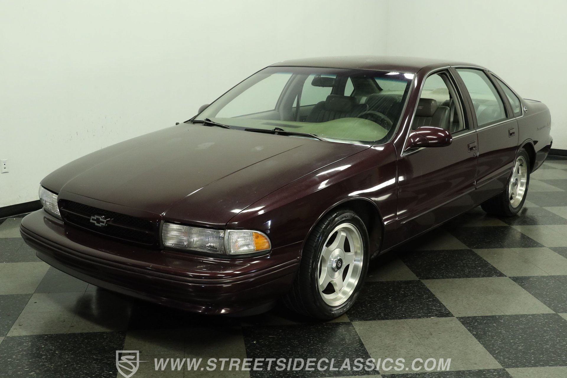 Used 1996 Chevrolet Impala SS RWD image 18