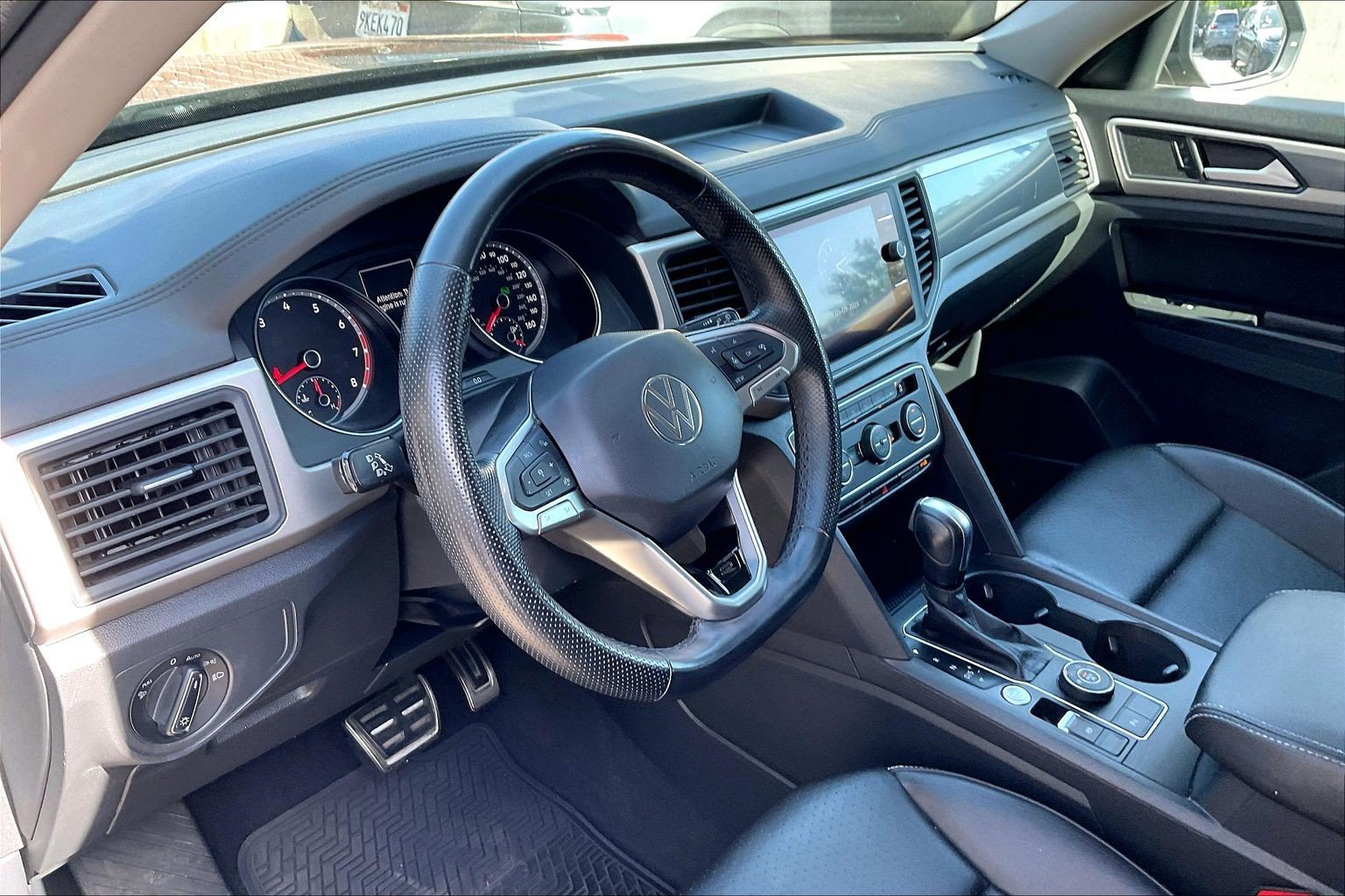 Certified 2021 Volkswagen Atlas SE w/ Towing Package AWD/4WD image 14