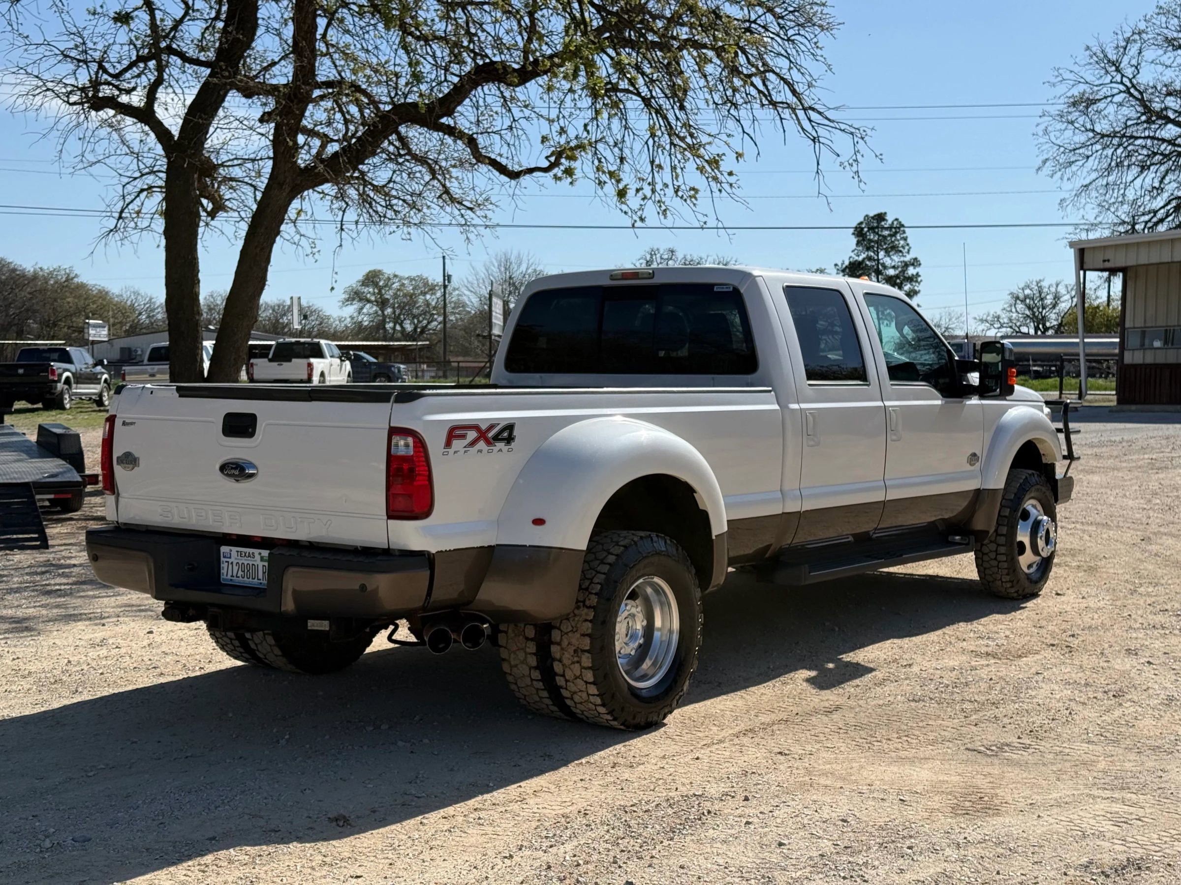 Used 2016 Ford F350 King Ranch AWD/4WD image 3