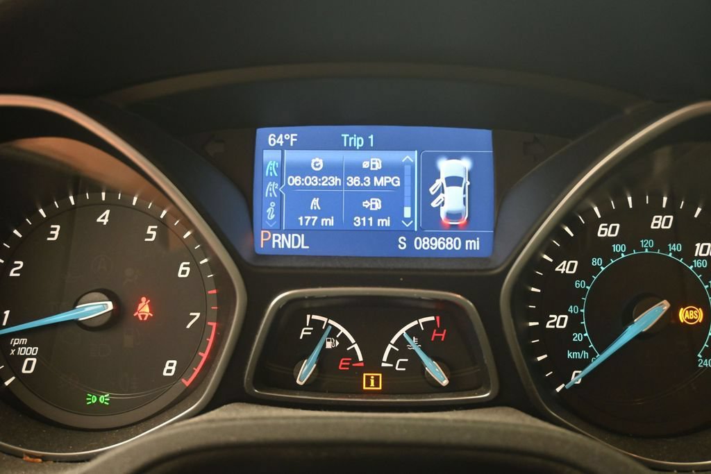Used 2014 Ford Focus SE FWD image 23