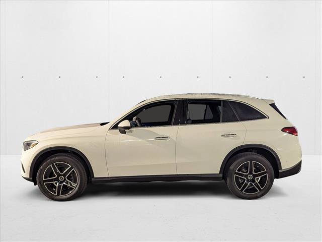 Used 2026 Mercedes-Benz GLC 300 4MATIC image 5