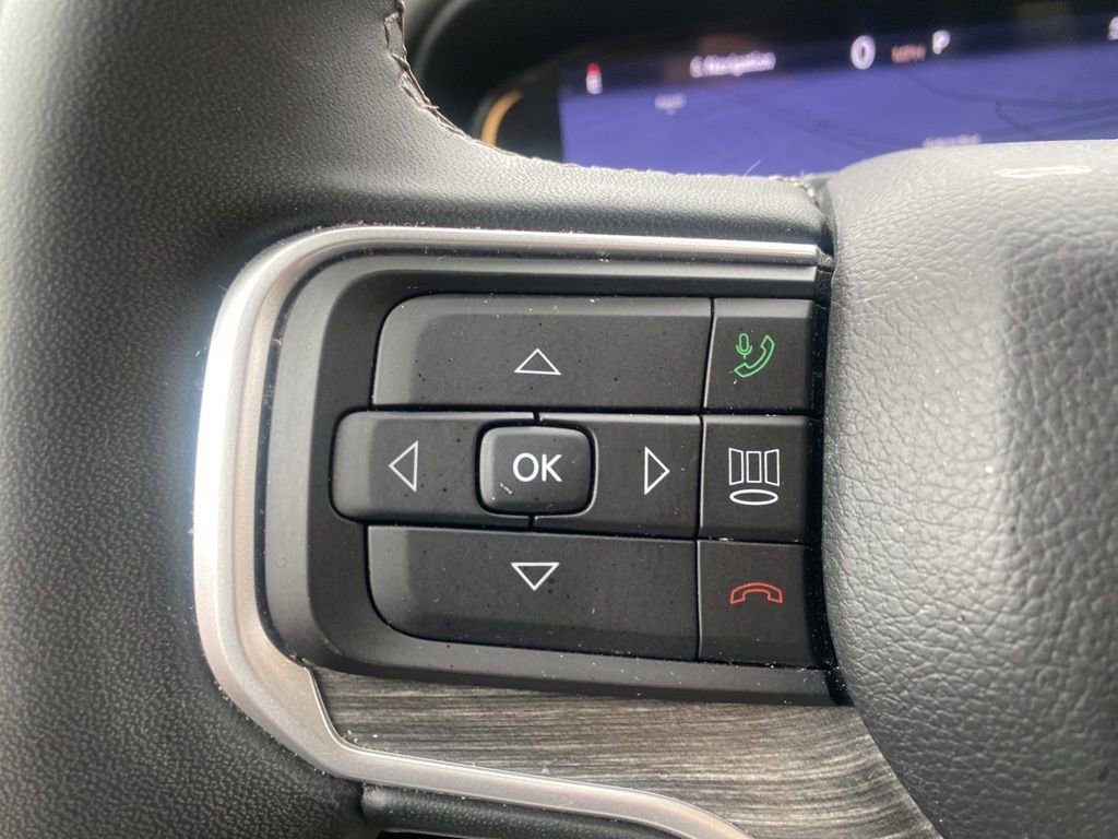 Used 2024 Jeep Wagoneer L Series II w/ Flexible Seating Group image 18