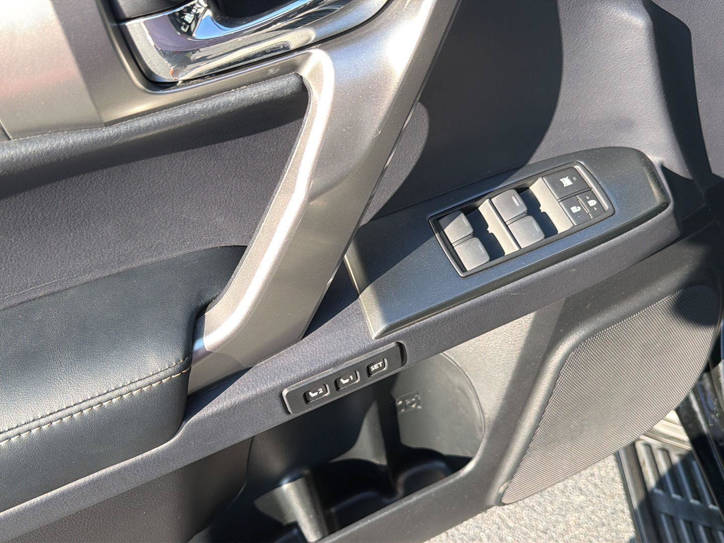 Certified 2023 Lexus GX 460 Premium AWD/4WD image 34