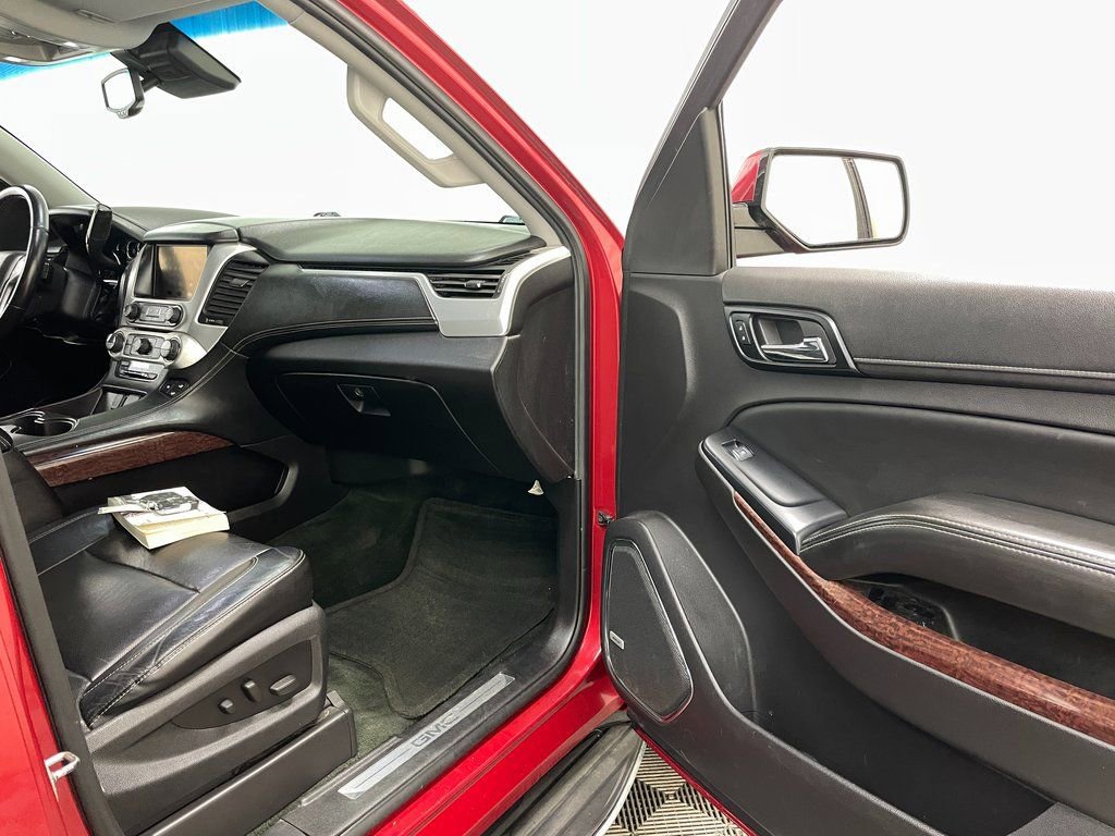 Used 2015 GMC Yukon XL SLT w/ Open Road Package image 46