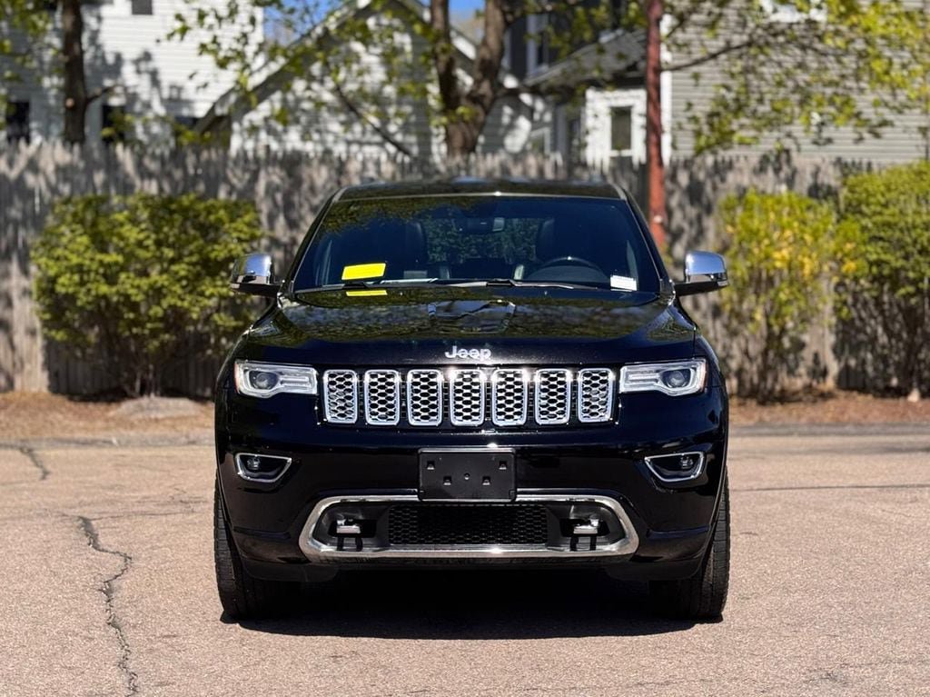 Used 2018 Jeep Grand Cherokee Overland AWD/4WD image 9