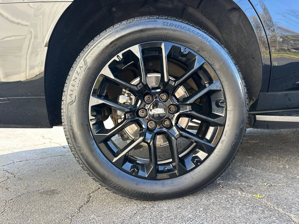 Used 2024 Cadillac Escalade Sport w/ Touring Package image 17