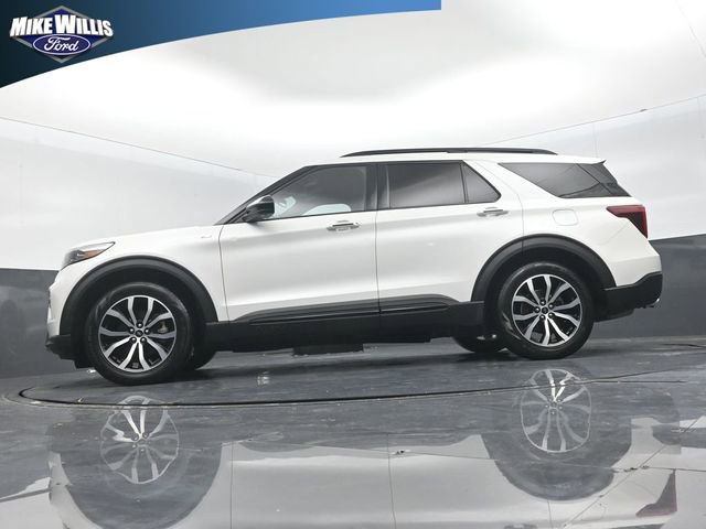 Used 2022 Ford Explorer ST-Line RWD image 20
