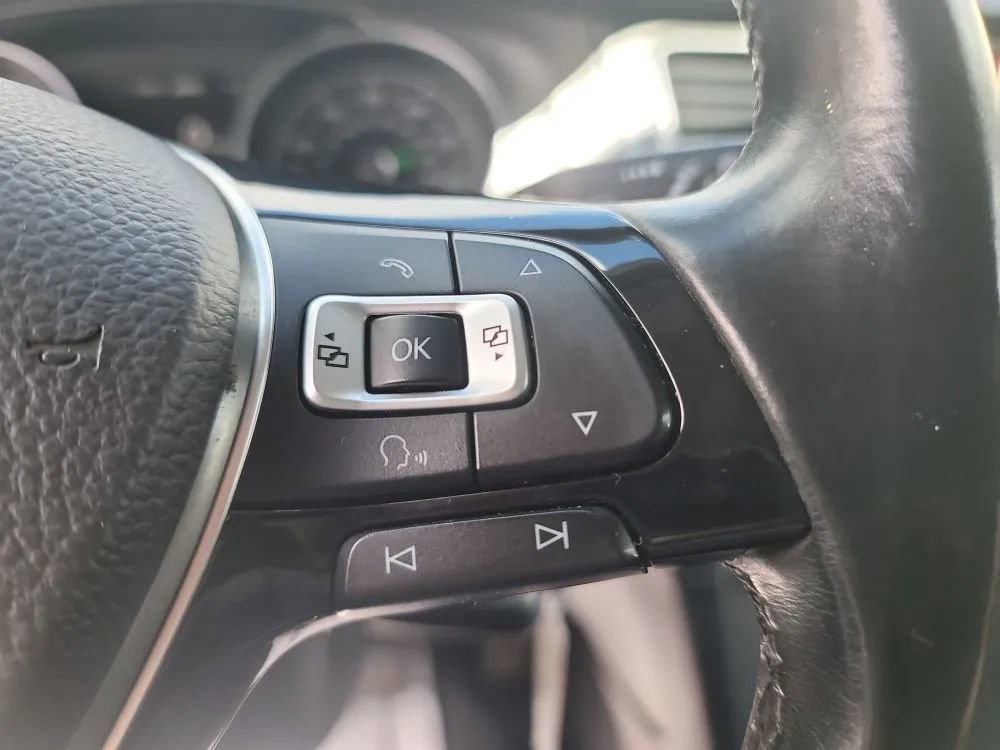 Used 2015 Volkswagen Golf TDI S FWD image 18