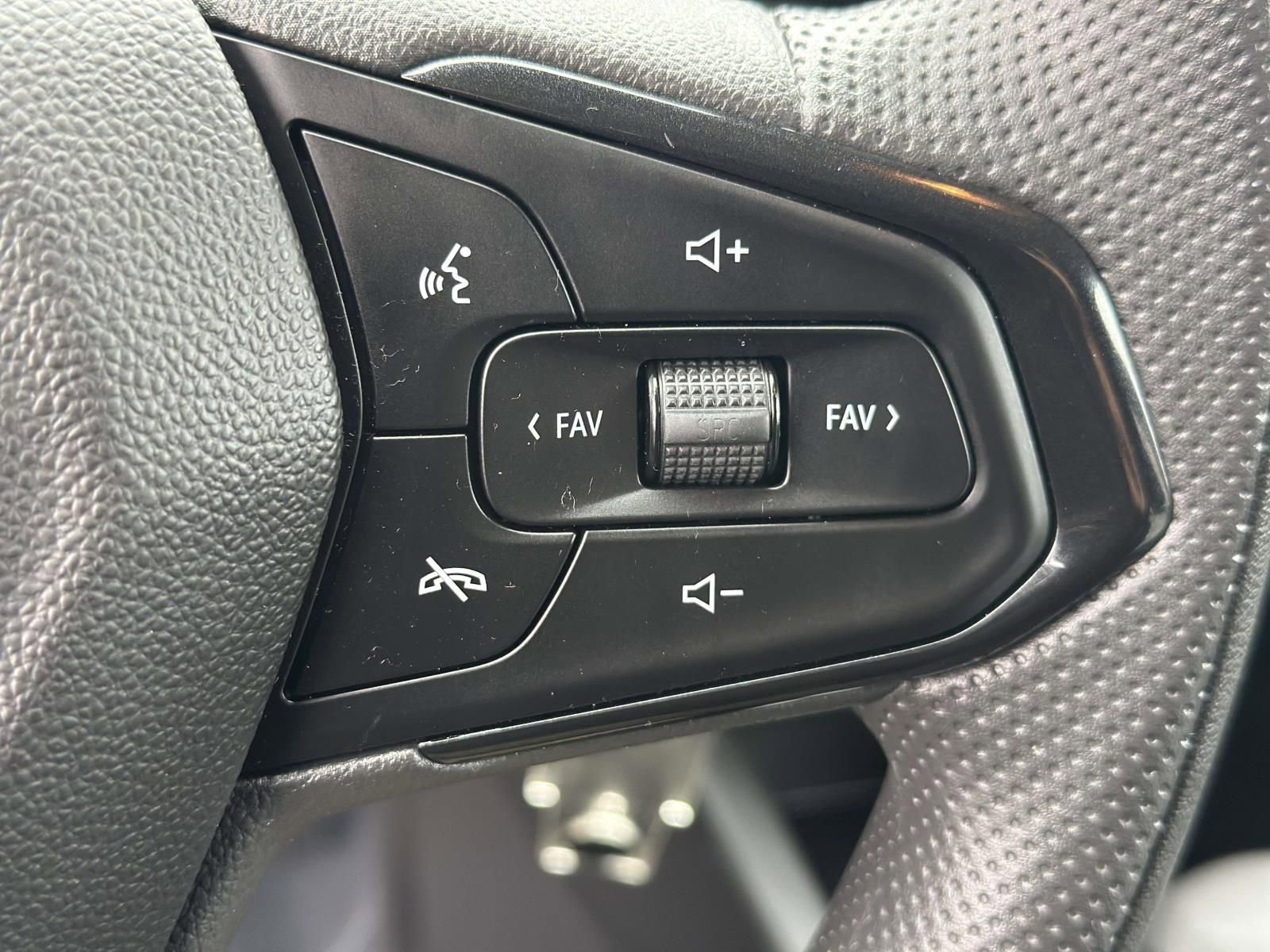 Certified 2024 Chevrolet Trax LS w/ LS Convenience Package image 15