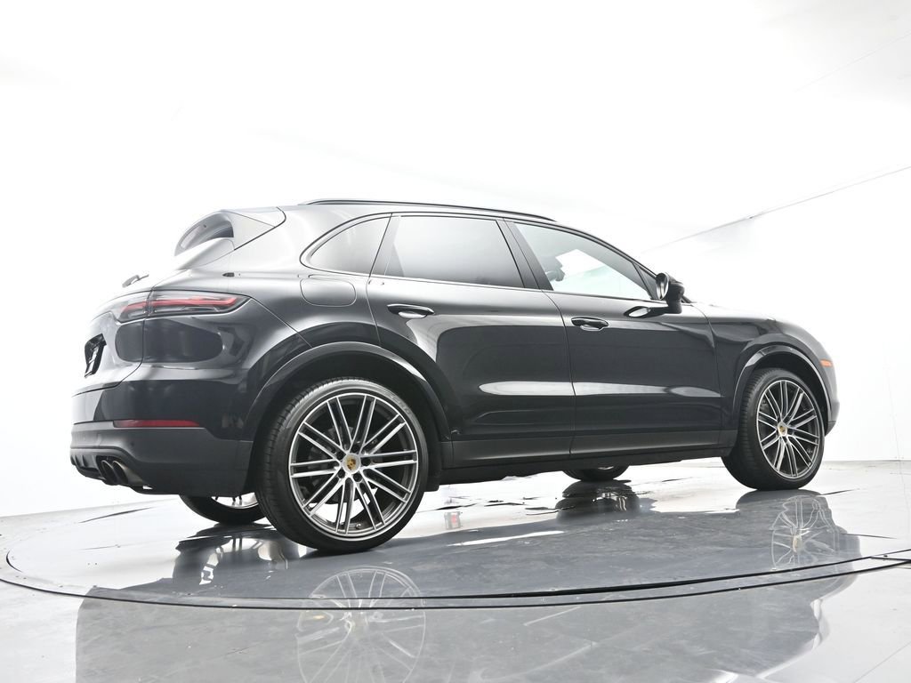 Certified 2021 Porsche Cayenne S AWD/4WD image 52