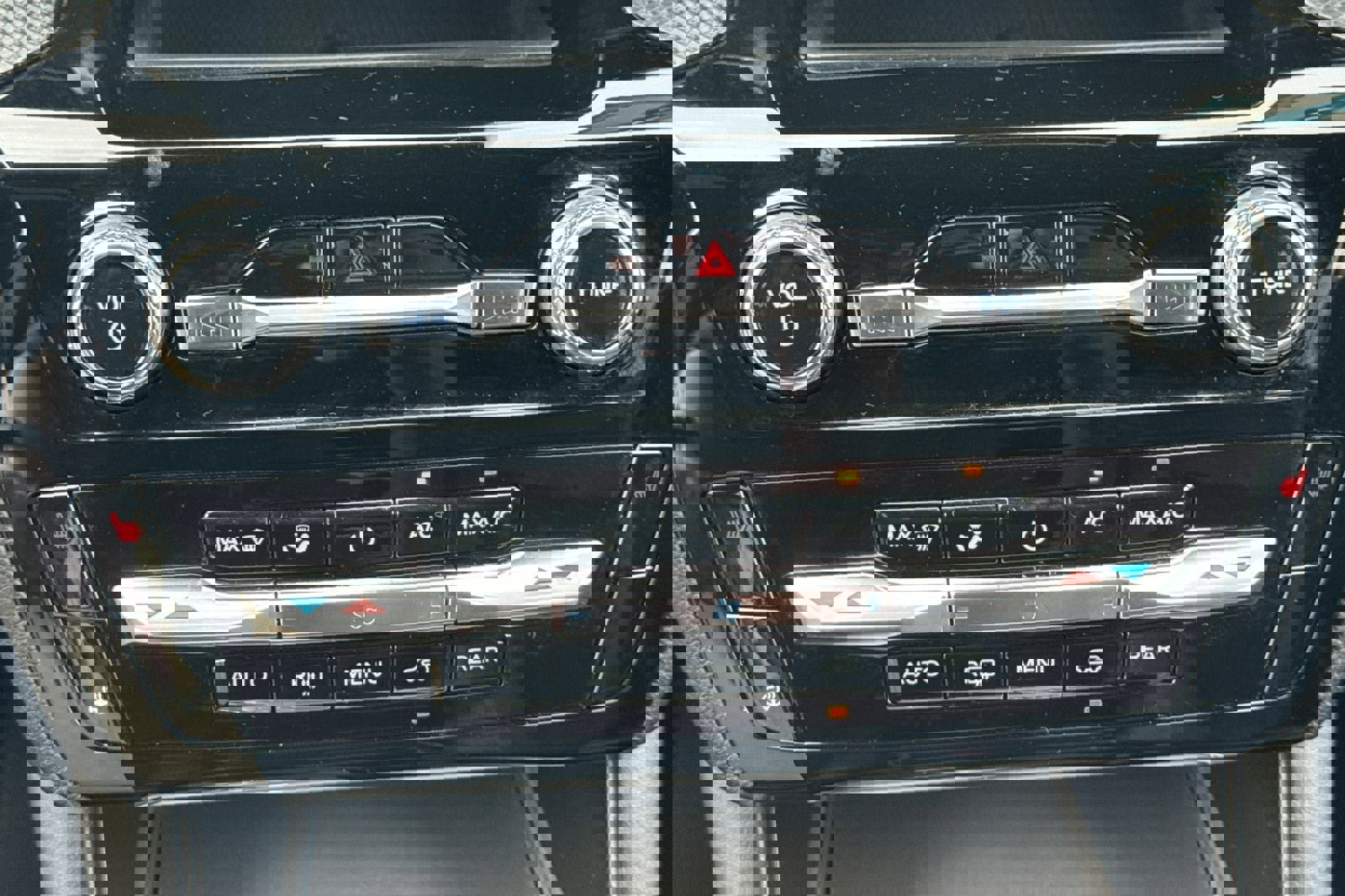 Certified 2022 Ford Explorer ST image 21
