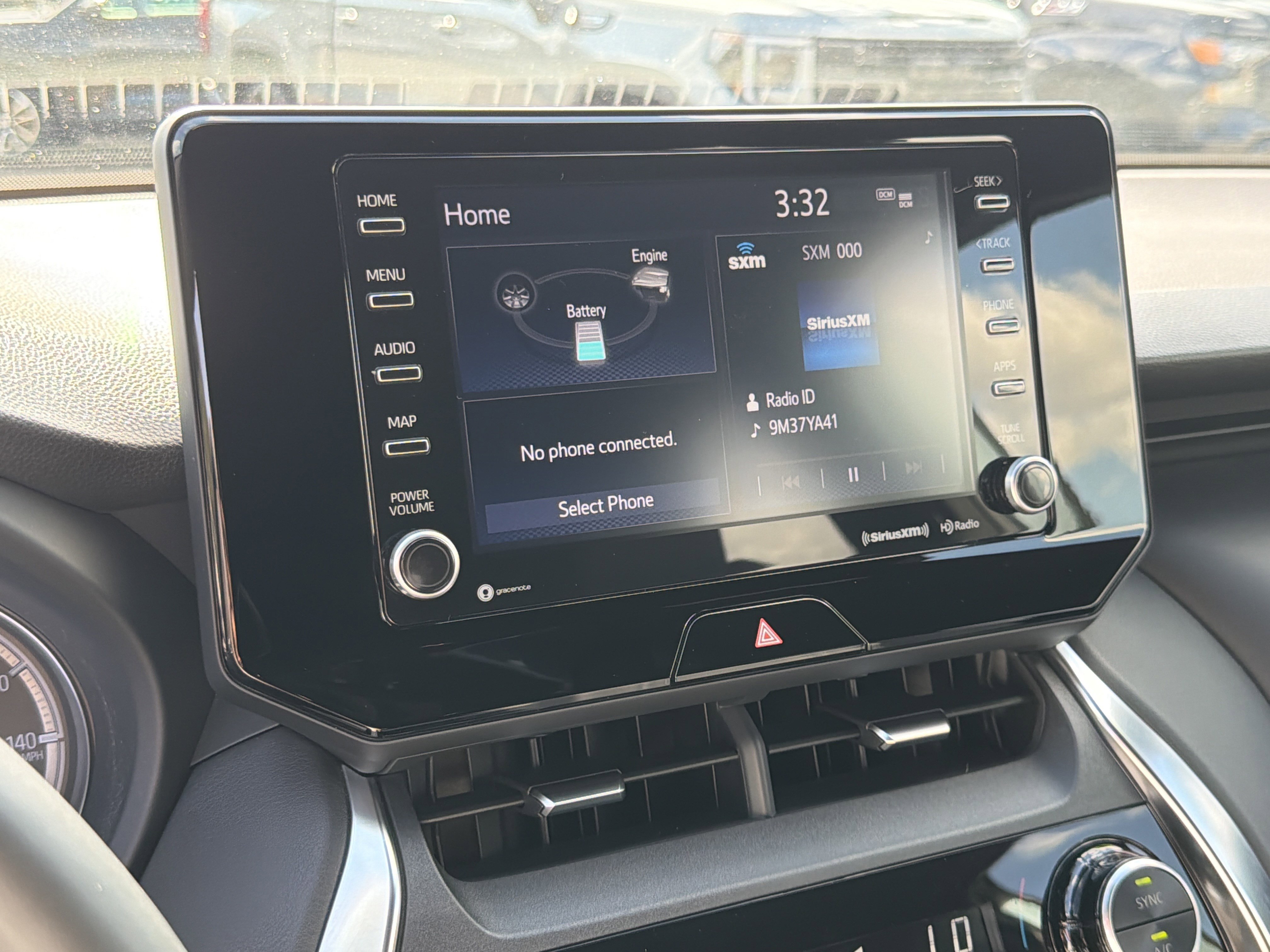 Certified 2021 Toyota Venza XLE w/ Softex Package image 6