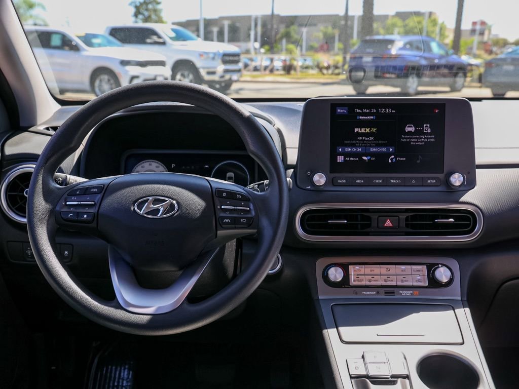 Used 2023 Hyundai Kona SE w/ Cargo Package image 22