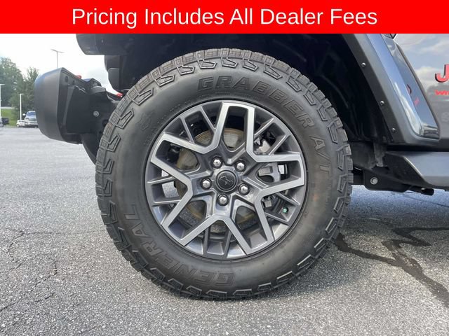 Used 2025 Jeep Wrangler Unlimited Sahara w/ Safety Group AWD/4WD image 9