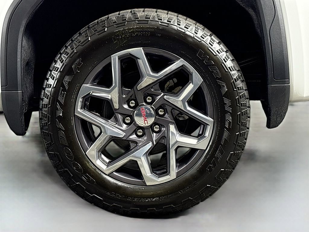 New 2026 GMC Sierra 1500 SLT w/ SLT Premium Package image 32